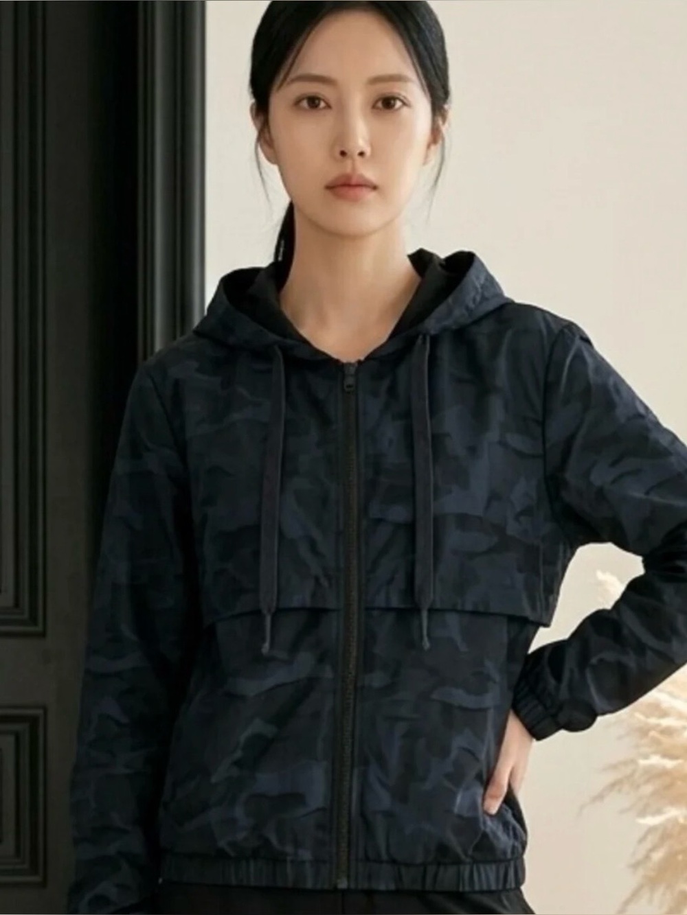 CALIA by Carrie Women's Navy Camouflage Hooded Rain Jacket Size M